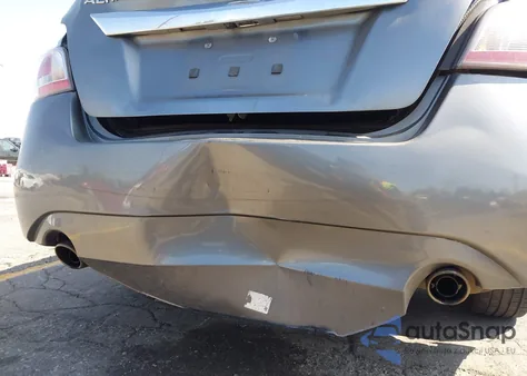 2015 Nissan Altima 2.5 S z USA, uszkodzony, nr VIN 1N4AL3AP1FC409338